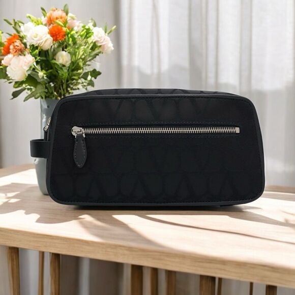 NWT Valentino Garavani Toiletry Bag - Picture 1 of 5